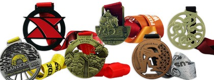 Medals with open elements